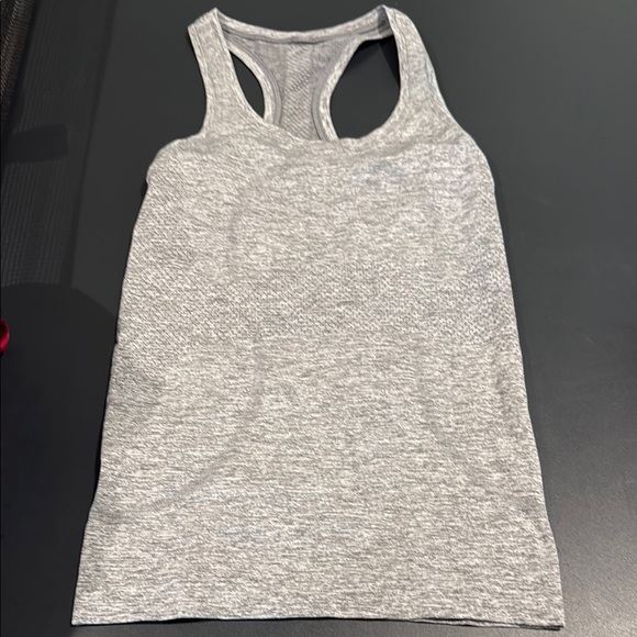 Lululemon Athletica Light Gray Tank Top - Picture 1 of 3